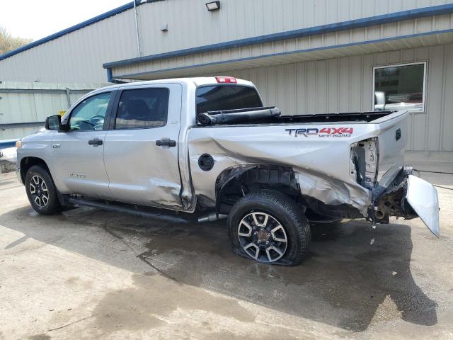 Photo 1 VIN: 5TFDY5F17GX558954 - TOYOTA TUNDRA CRE 