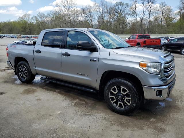 Photo 3 VIN: 5TFDY5F17GX558954 - TOYOTA TUNDRA CRE 