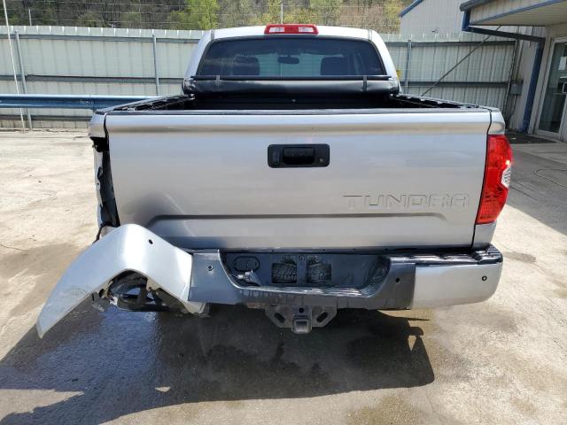 Photo 5 VIN: 5TFDY5F17GX558954 - TOYOTA TUNDRA CRE 