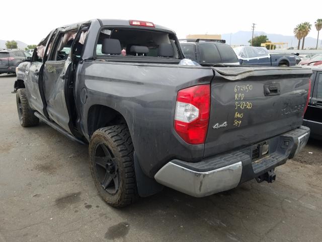 Photo 2 VIN: 5TFDY5F17HX603330 - TOYOTA TUNDRA CRE 