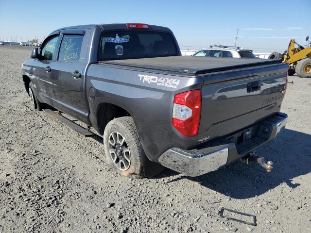 Photo 2 VIN: 5TFDY5F17HX611220 - TOYOTA TUNDRA CRE 