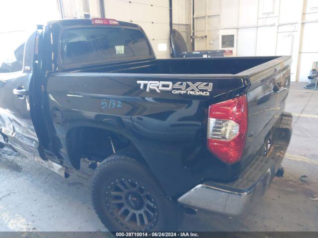 Photo 5 VIN: 5TFDY5F17HX616790 - TOYOTA TUNDRA 