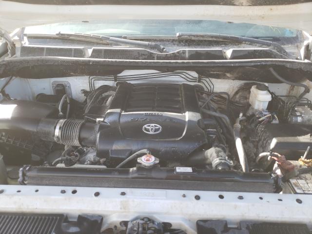 Photo 6 VIN: 5TFDY5F17JX735655 - TOYOTA TUNDRA CRE 