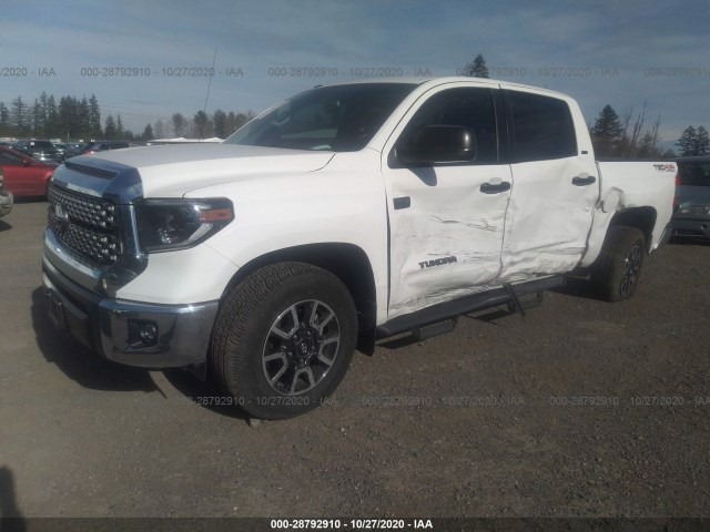 Photo 1 VIN: 5TFDY5F17KX795405 - TOYOTA TUNDRA 4WD 