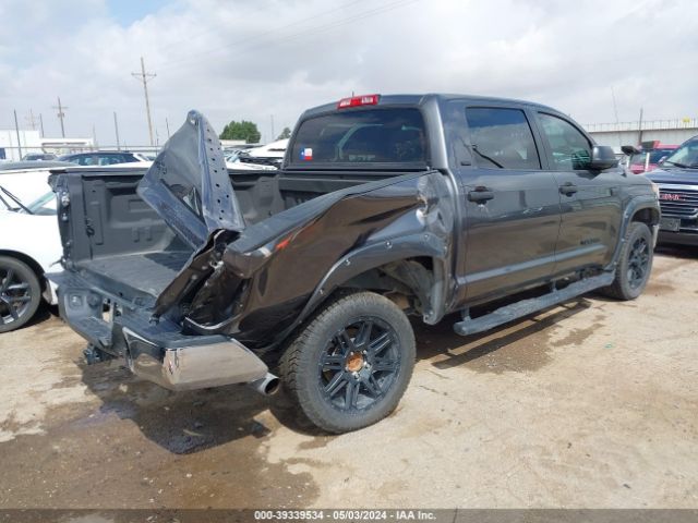 Photo 3 VIN: 5TFDY5F17KX804250 - TOYOTA TUNDRA 