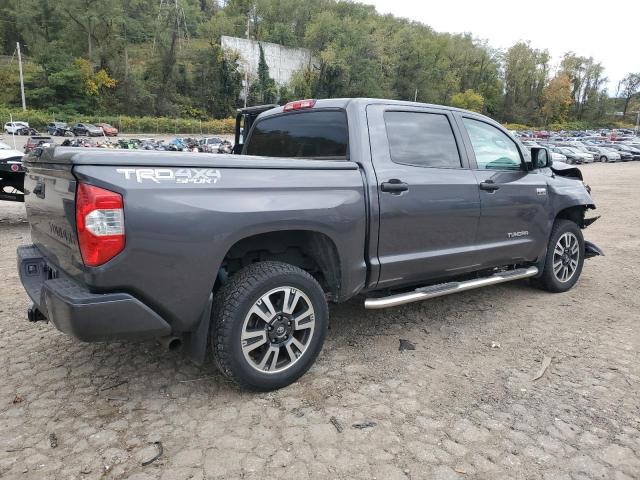 Photo 2 VIN: 5TFDY5F17KX819282 - TOYOTA TUNDRA 