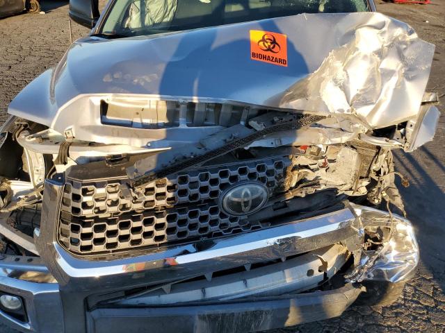 Photo 10 VIN: 5TFDY5F17KX828452 - TOYOTA TUNDRA CRE 