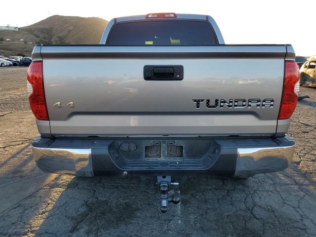 Photo 5 VIN: 5TFDY5F17KX828452 - TOYOTA TUNDRA CRE 