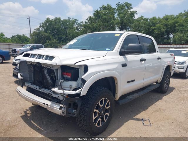 Photo 1 VIN: 5TFDY5F17KX832095 - TOYOTA TUNDRA 