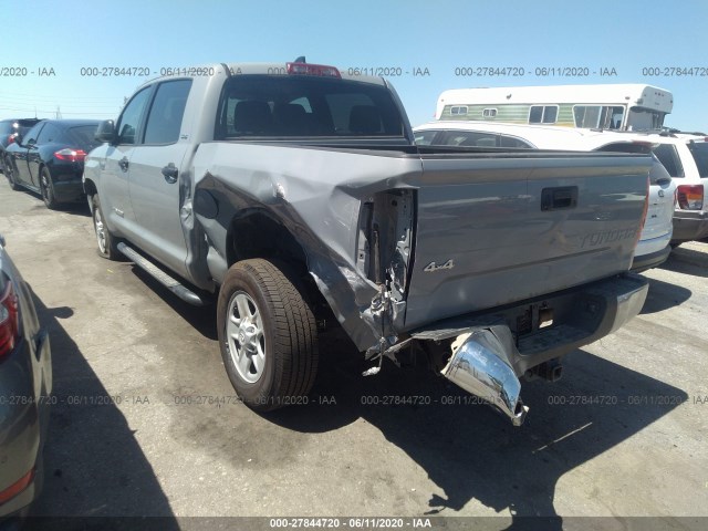 Photo 2 VIN: 5TFDY5F17LX914247 - TOYOTA TUNDRA 4WD 