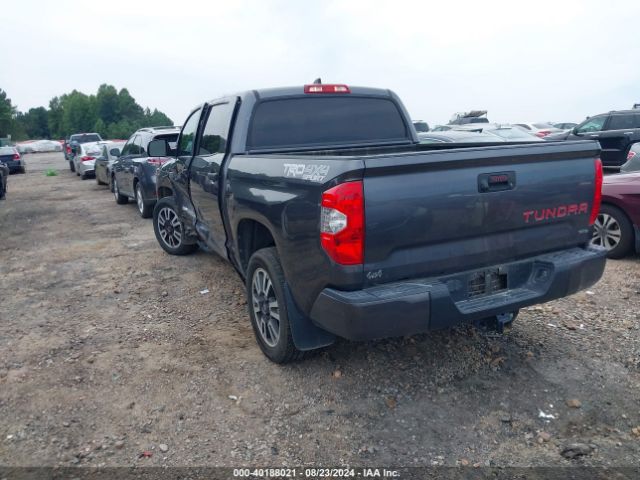 Photo 2 VIN: 5TFDY5F17LX917052 - TOYOTA TUNDRA 