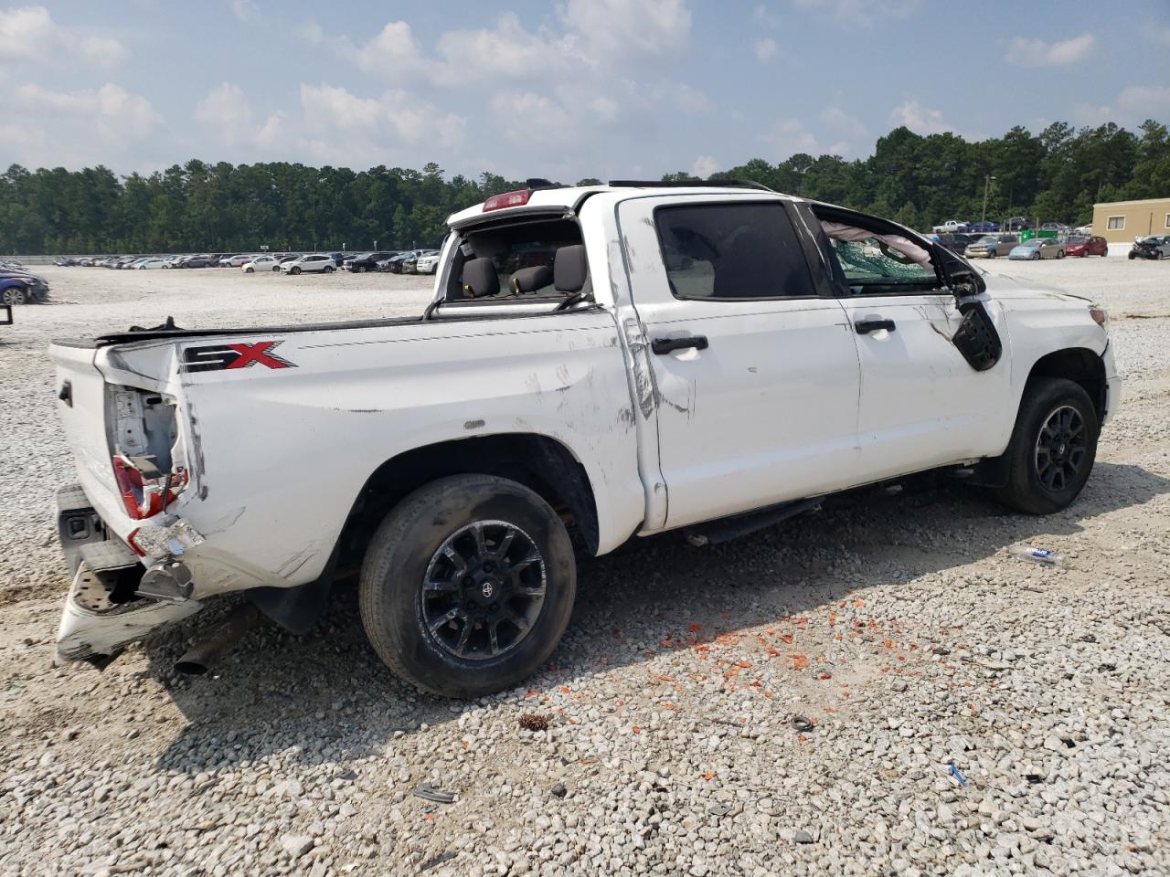 Photo 2 VIN: 5TFDY5F17LX947166 - TOYOTA TUNDRA 