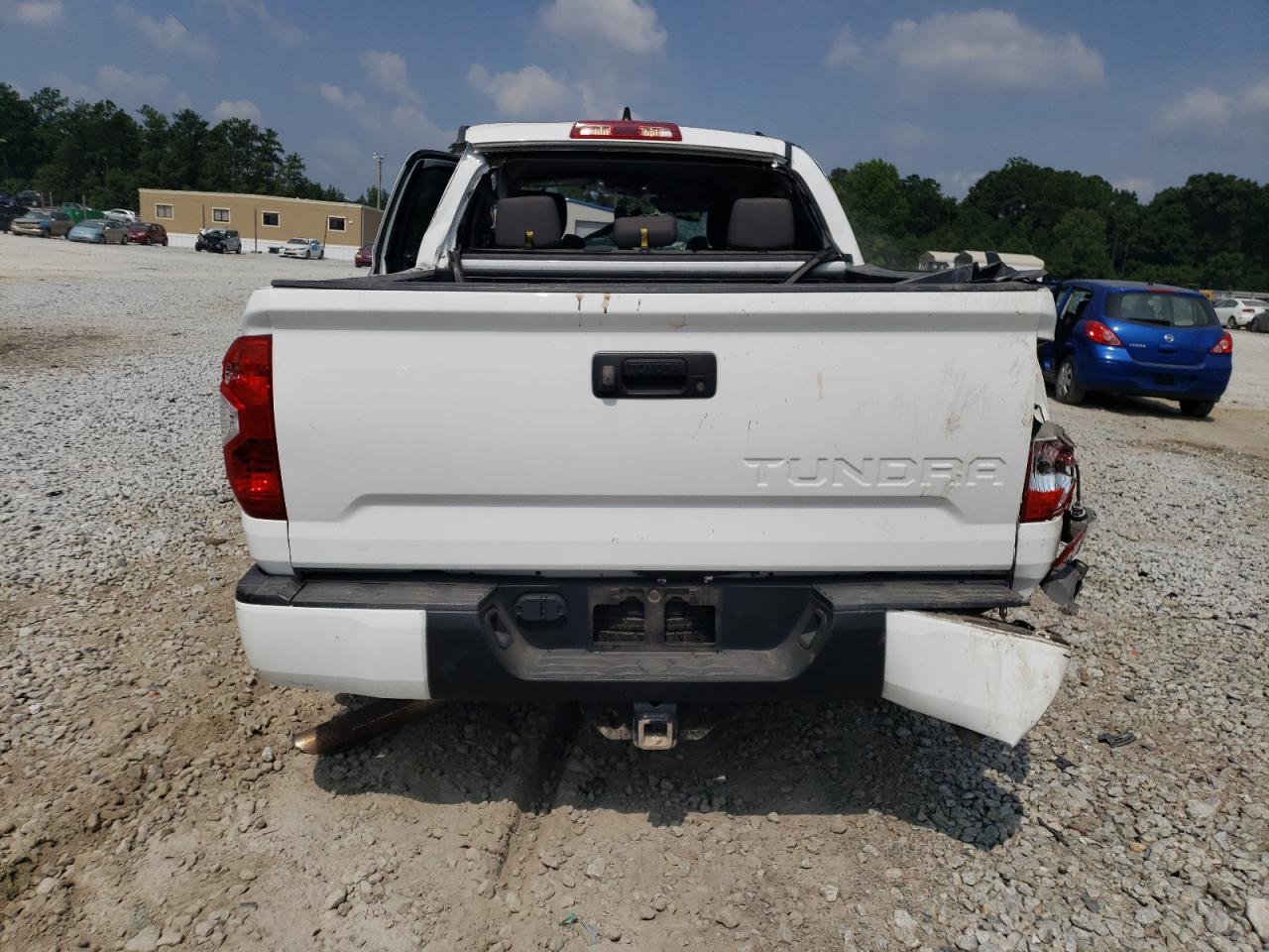 Photo 5 VIN: 5TFDY5F17LX947166 - TOYOTA TUNDRA 