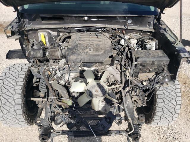 Photo 10 VIN: 5TFDY5F17MX966379 - TOYOTA TUNDRA CRE 