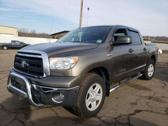 Photo 1 VIN: 5TFDY5F18DX314323 - TOYOTA TUNDRA CRE 