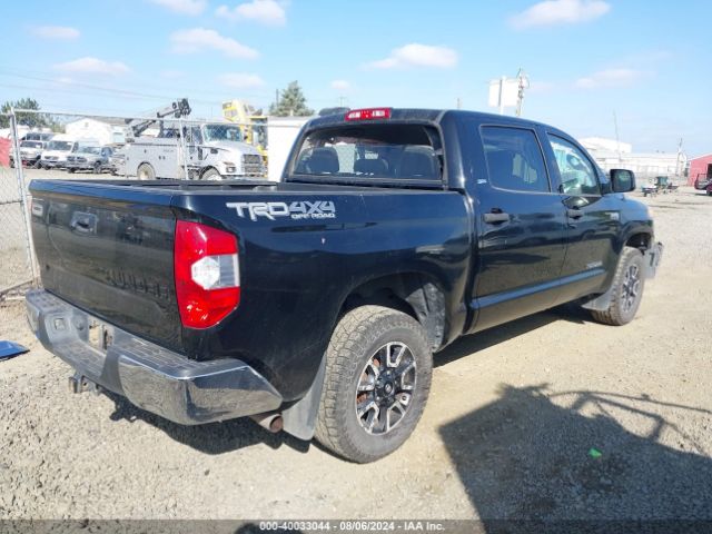 Photo 3 VIN: 5TFDY5F18FX428941 - TOYOTA TUNDRA 