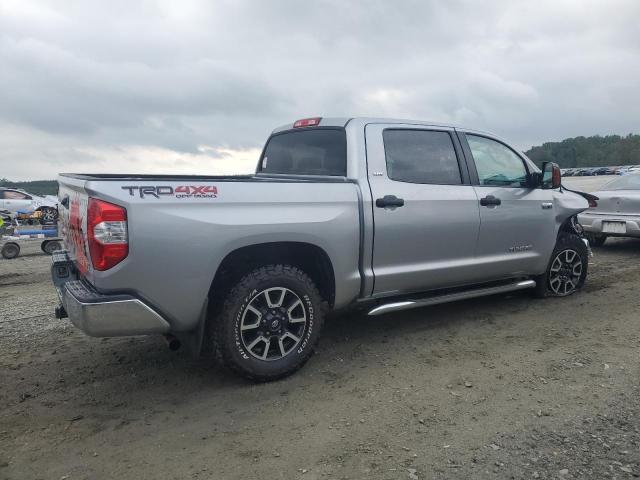 Photo 2 VIN: 5TFDY5F18FX449918 - TOYOTA TUNDRA CRE 