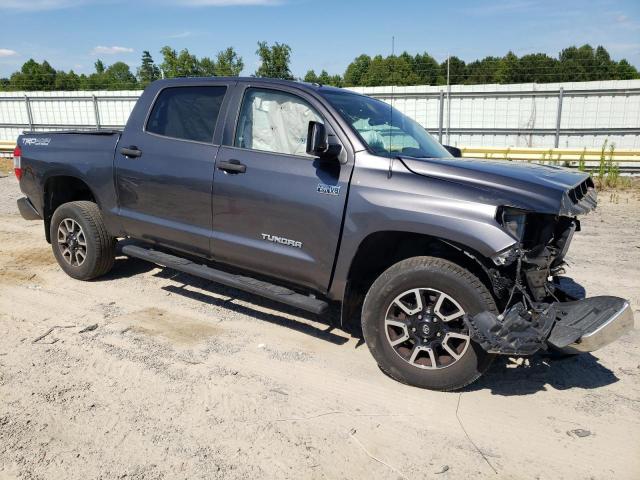 Photo 3 VIN: 5TFDY5F18GX491409 - TOYOTA TUNDRA 