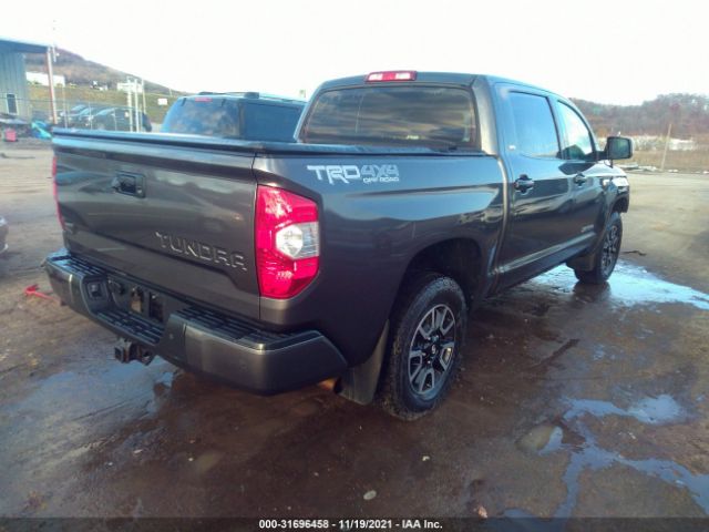 Photo 3 VIN: 5TFDY5F18GX495685 - TOYOTA TUNDRA 4WD TRUCK 