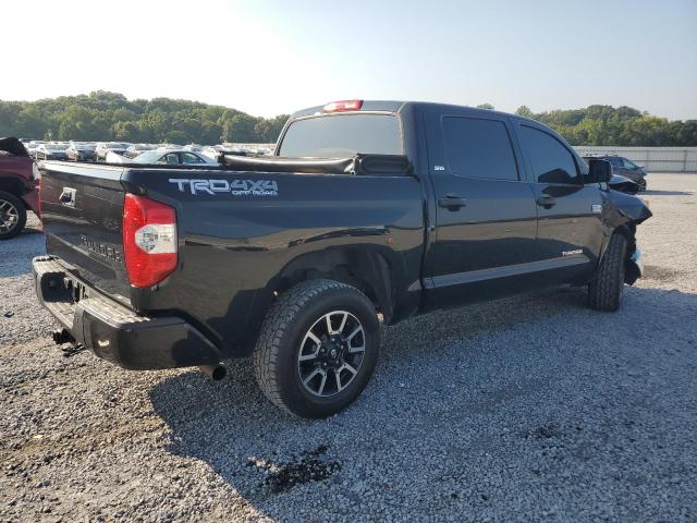 Photo 2 VIN: 5TFDY5F18GX527535 - TOYOTA TUNDRA CRE 