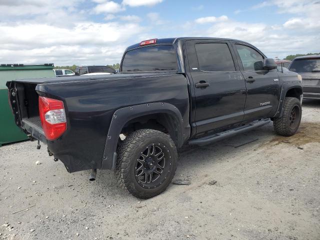 Photo 2 VIN: 5TFDY5F18GX531598 - TOYOTA TUNDRA CRE 