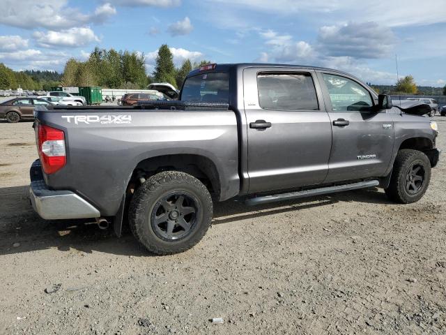 Photo 2 VIN: 5TFDY5F18HX640368 - TOYOTA TUNDRA CRE 