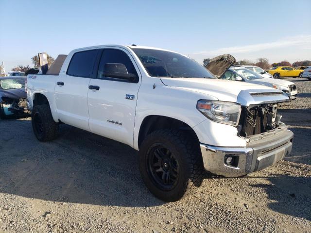 Photo 3 VIN: 5TFDY5F18JX683534 - TOYOTA TUNDRA 