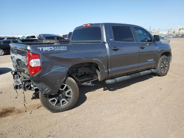 Photo 2 VIN: 5TFDY5F18JX688670 - TOYOTA TUNDRA CRE 