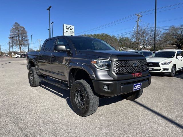 Photo 1 VIN: 5TFDY5F18JX689060 - TOYOTA TUNDRA 4WD 