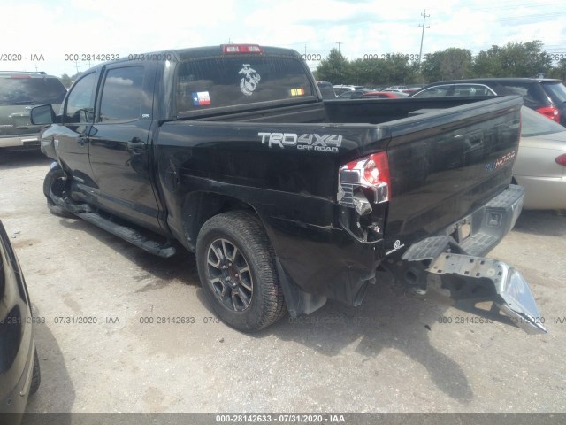 Photo 2 VIN: 5TFDY5F18JX757700 - TOYOTA TUNDRA 4WD 