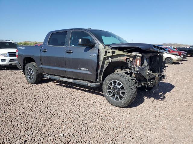 Photo 3 VIN: 5TFDY5F18JX765182 - TOYOTA TUNDRA 