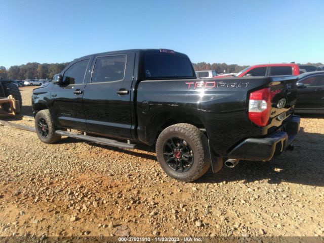 Photo 2 VIN: 5TFDY5F18KX792240 - TOYOTA TUNDRA 4WD 