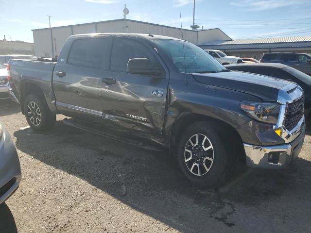 Photo 3 VIN: 5TFDY5F18KX815354 - TOYOTA TUNDRA 