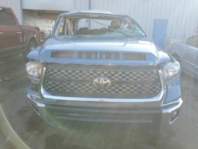 Photo 4 VIN: 5TFDY5F18KX829089 - TOYOTA TUNDRA 