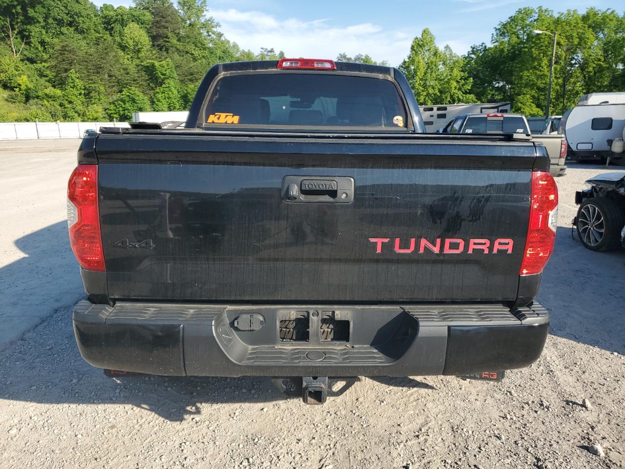 Photo 5 VIN: 5TFDY5F18KX844496 - TOYOTA TUNDRA 