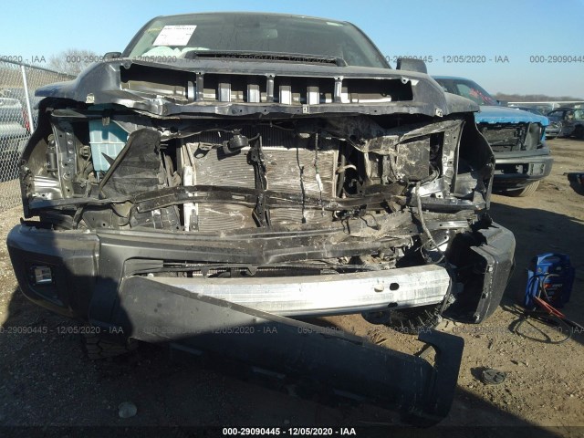 Photo 5 VIN: 5TFDY5F18LX947094 - TOYOTA TUNDRA 4WD 