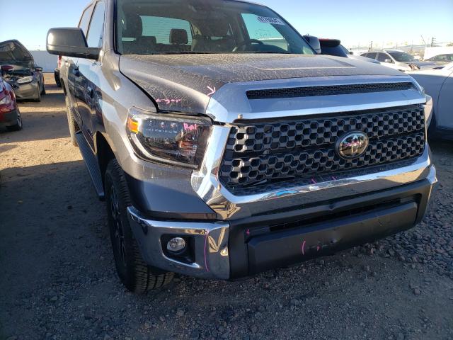 Photo 8 VIN: 5TFDY5F18MX003622 - TOYOTA TUNDRA CRE 