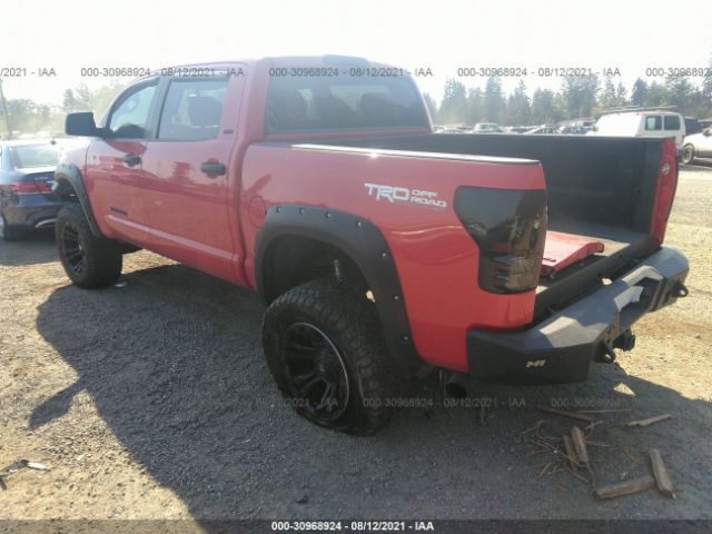 Photo 2 VIN: 5TFDY5F19DX316260 - TOYOTA TUNDRA 4WD TRUCK 