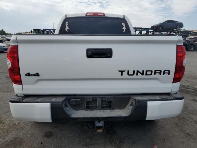 Photo 5 VIN: 5TFDY5F19HX608979 - TOYOTA TUNDRA CRE 