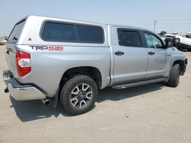 Photo 2 VIN: 5TFDY5F19HX666557 - TOYOTA TUNDRA CRE 