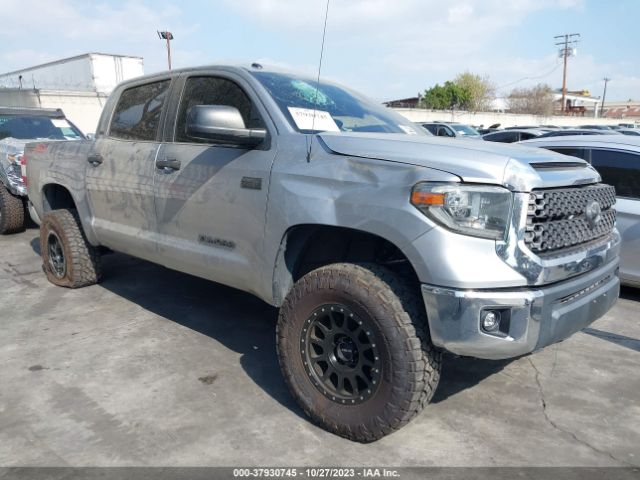 Photo 0 VIN: 5TFDY5F19JX712104 - TOYOTA TUNDRA 4WD 