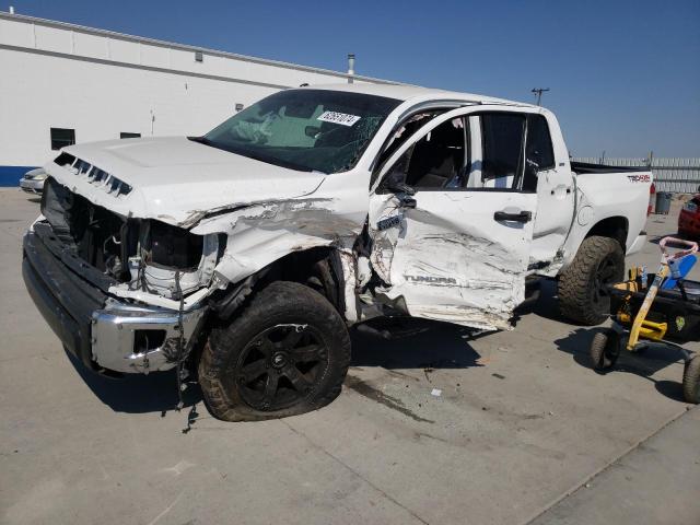 Photo 0 VIN: 5TFDY5F19JX713205 - TOYOTA TUNDRA CRE 