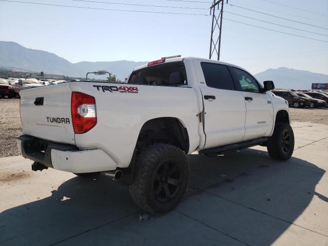 Photo 2 VIN: 5TFDY5F19JX713205 - TOYOTA TUNDRA CRE 