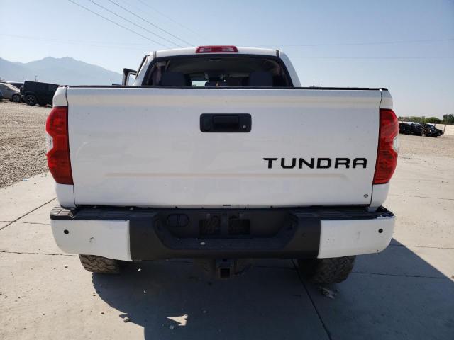 Photo 5 VIN: 5TFDY5F19JX713205 - TOYOTA TUNDRA CRE 