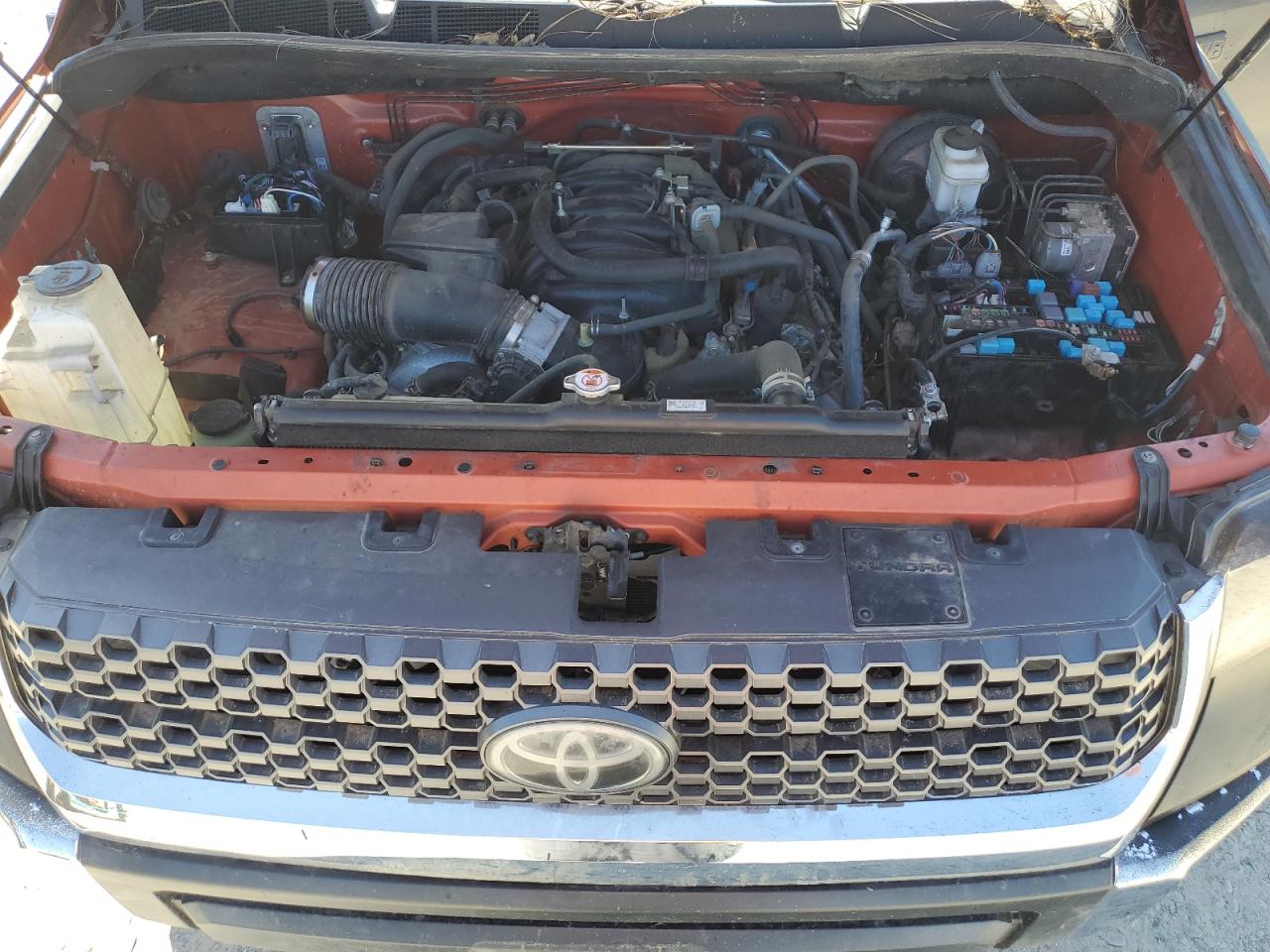 Photo 10 VIN: 5TFDY5F19JX741716 - TOYOTA TUNDRA 