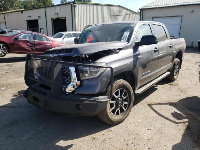 Photo 1 VIN: 5TFDY5F19JX756992 - TOYOTA TUNDRA CRE 