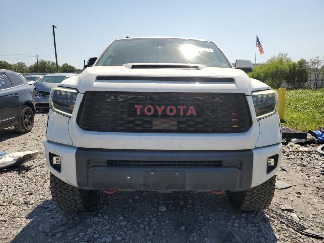 Photo 4 VIN: 5TFDY5F19KX802502 - TOYOTA TUNDRA CRE 