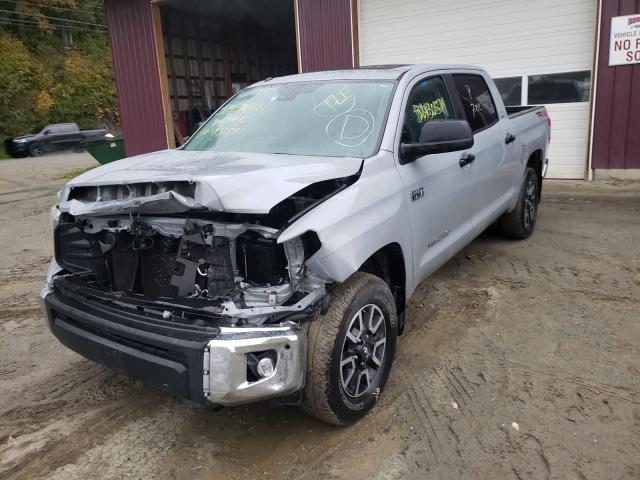 Photo 1 VIN: 5TFDY5F19KX808994 - TOYOTA TUNDRA CRE 