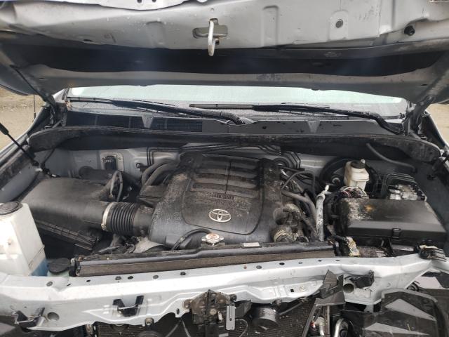 Photo 6 VIN: 5TFDY5F19KX808994 - TOYOTA TUNDRA CRE 