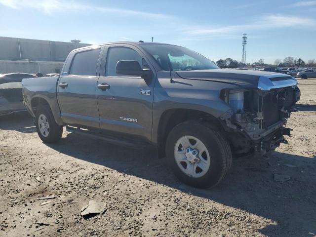 Photo 3 VIN: 5TFDY5F19KX862845 - TOYOTA TUNDRA 